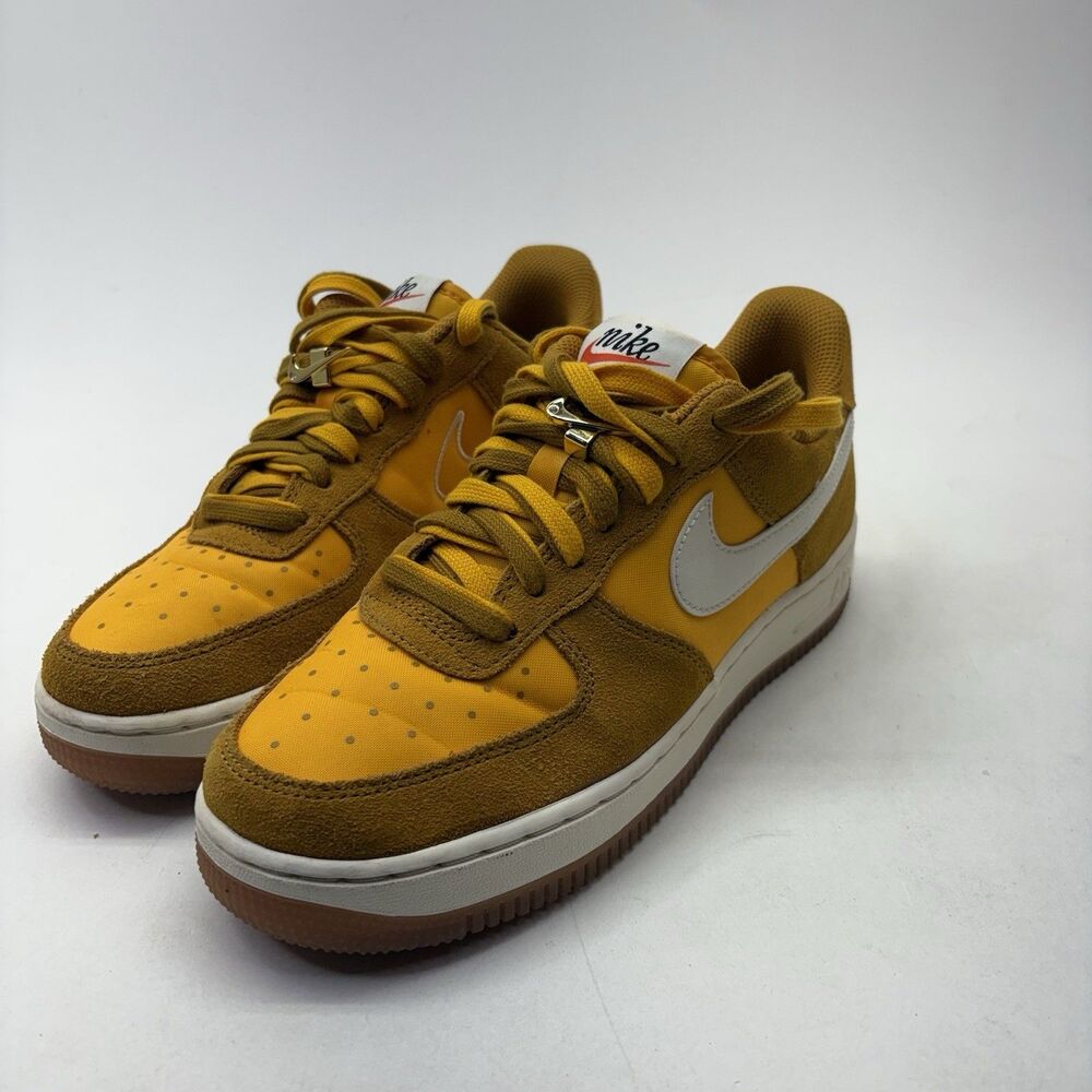 Nike Air Force 1 ’07 SE First Use University Gold Women’s 7 DA8302-700 New